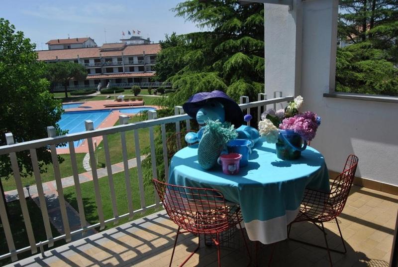 Residence Selenis Bilocale Vista Piscina - Agenzia Cocal Caorle Exterior photo